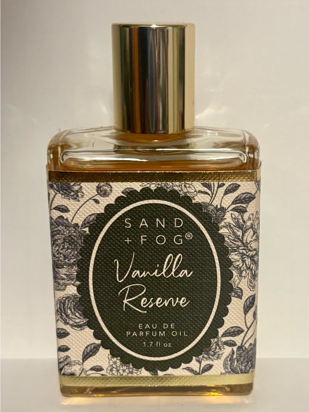 Sand and Fog Vanilla Reserve Rollerball Perfume Oil- New